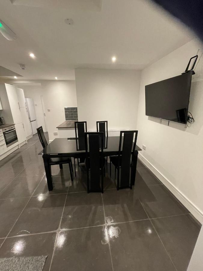 Vale Nky Apartment Rooms Londres Exterior foto